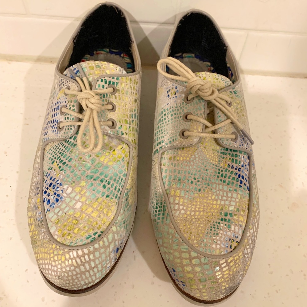 Hush Puppies   soft leather   multi color size 8.5
